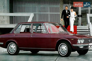 Mazda 1500 I поколение Седан