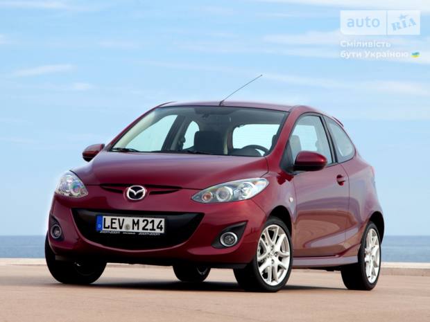 Mazda 2 II поколение (FL) Хэтчбек