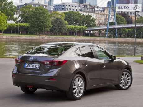 3 Mazda 3