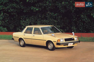 Mazda capella II поколение (FL) Седан