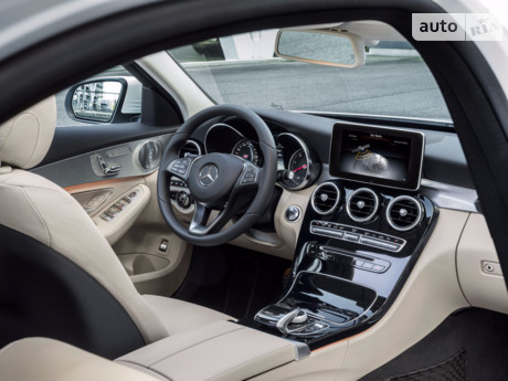 Mercedes-Benz C-Class 2001