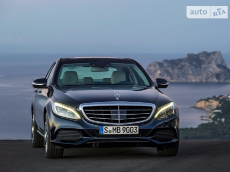 Mercedes-Benz C-Class 2011