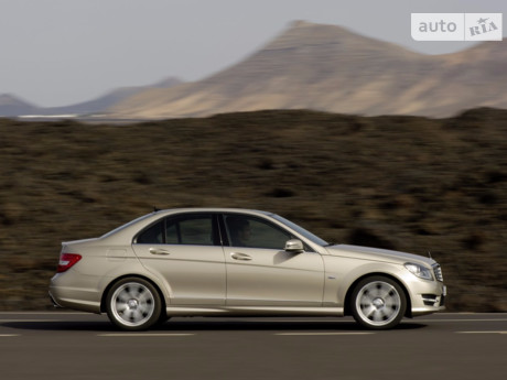 Mercedes-Benz C-Class 2003