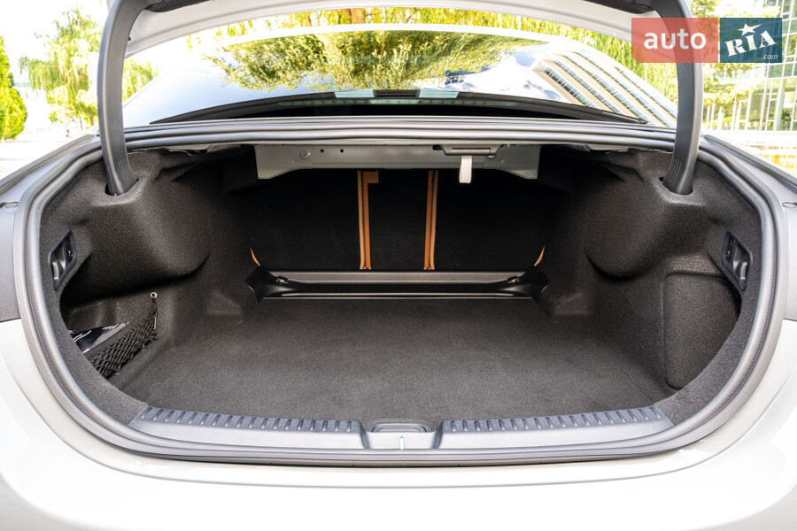 Новый  E-Class W214 седан - фото 10