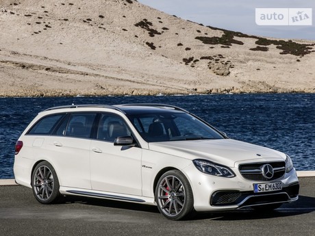 Mercedes-Benz E-Class 2010