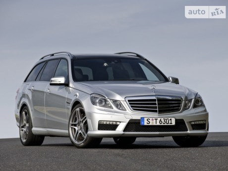 E-Class Mercedes-Benz E-Class