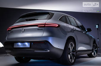 Mercedes-Benz EQC 2022 Base