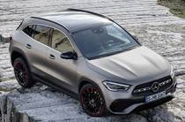 Mercedes-Benz GLA-Class Base