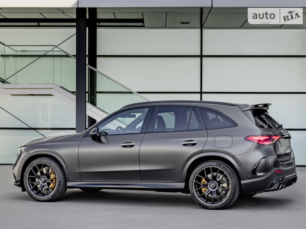 Mercedes-Benz GLC-Class AMG Line