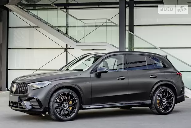 Mercedes-Benz GLC-Class AMG Line