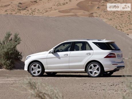 Mercedes-Benz M-Class 2011