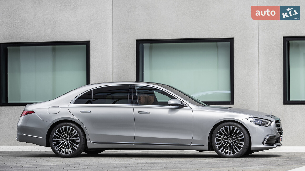 Новый Mercedes-Benz S-Class W223 седан - фото 2