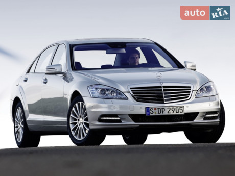 S-Class Mercedes-Benz S-Class