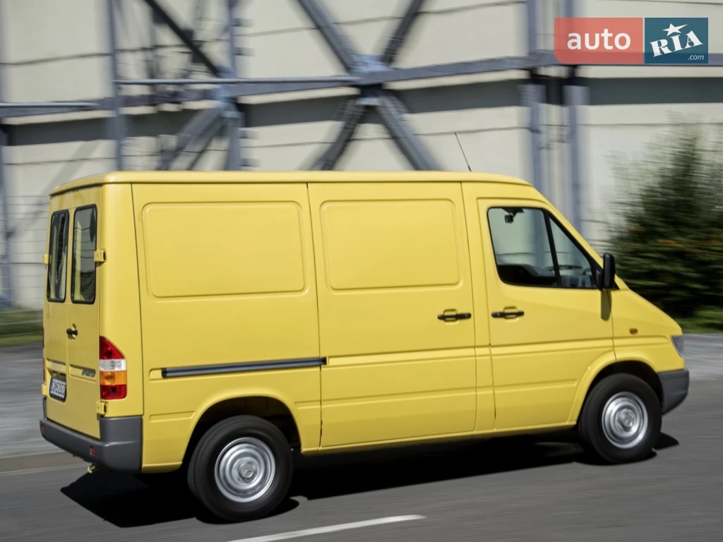 Mercedes-Benz Sprinter Base