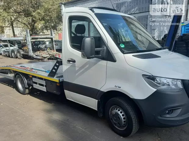 Mercedes-Benz Sprinter Base