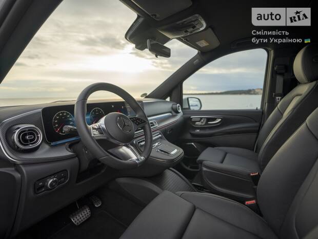 Mercedes-Benz V-Class 2025