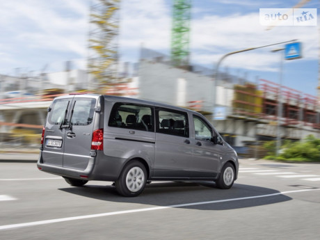 Mercedes-Benz Vito пасс. 111 CDI MT (114 л.с.) Tourer Pro Compact 2007