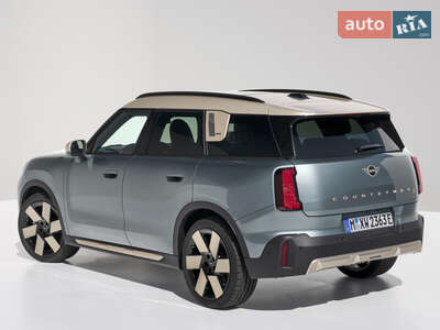 MINI Countryman 2025 Base