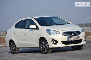 Mitsubishi attrage I покоління (FL) Седан