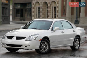 Mitsubishi diamante III покоління Седан
