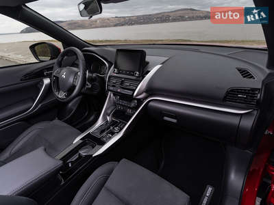 Mitsubishi Eclipse Cross 2025 Invite