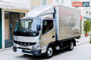Mitsubishi fuso-canter IX покоління Фургон