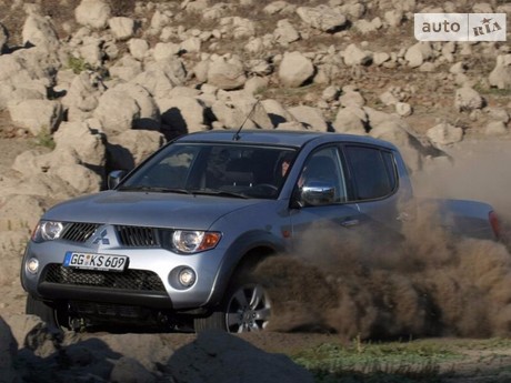 Mitsubishi L 200 2014