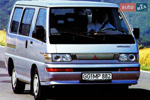 Mitsubishi l300 II покоління (FL) Мінівен