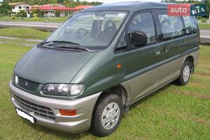 Mitsubishi l400 I покоління Мінівен
