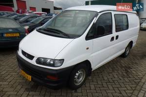 Mitsubishi l400 I покоління (FL) Мінівен