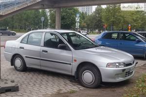Mitsubishi lancer VI поколение Седан