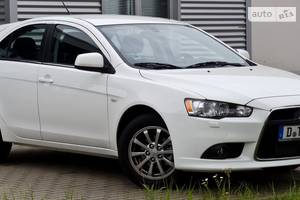 Mitsubishi lancer X поколение Хэтчбек