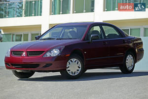 Mitsubishi magna II покоління (2nd FL) Седан