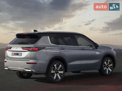 Mitsubishi Outlander 2025 Business