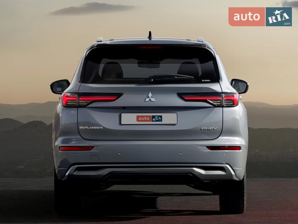 Mitsubishi Outlander Business