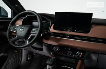 Mitsubishi Outlander 2025 Intense