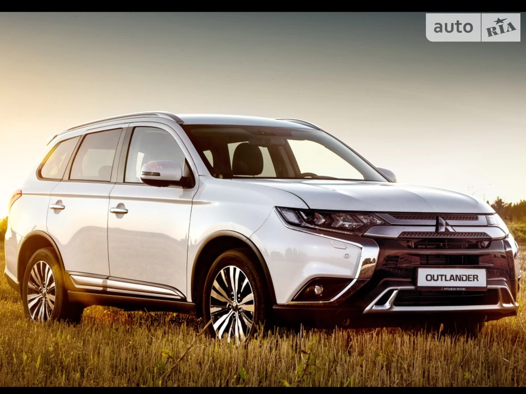 Mitsubishi Outlander Inform