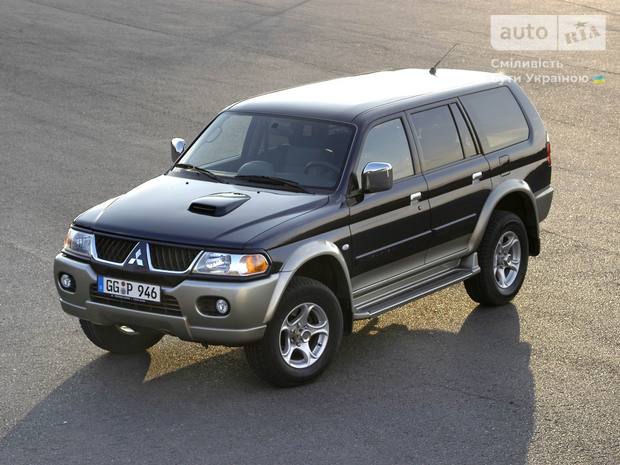 Mitsubishi Pajero Sport I поколение (FL) Внедорожник