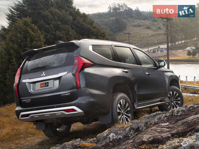 Mitsubishi Pajero Sport 2025 Instyle