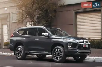 Mitsubishi Pajero Sport