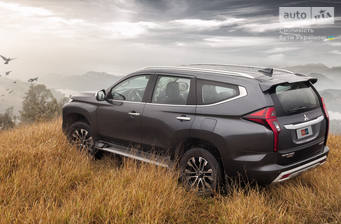 Mitsubishi Pajero Sport 2025 Instyle