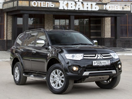 Pajero Sport Mitsubishi Pajero Sport