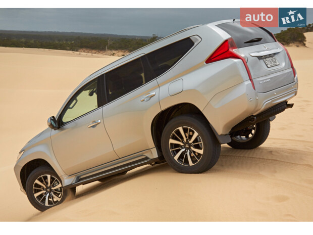 Mitsubishi Pajero Sport