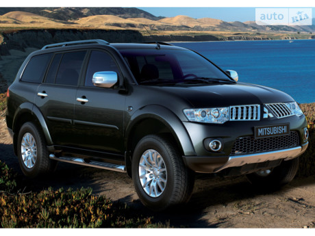 Pajero Sport Mitsubishi Pajero Sport