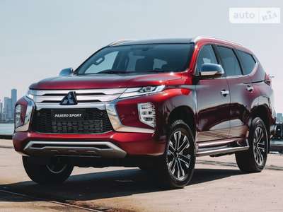 Mitsubishi Pajero Sport 2024 Instyle