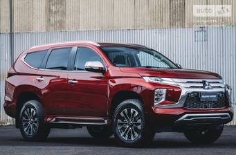 Mitsubishi Pajero Sport 2024 Instyle