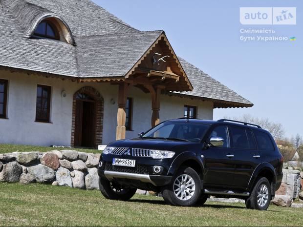 Mitsubishi Pajero Sport II покоління Кросовер