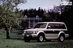 Mitsubishi pajero II покоління Позашляховик