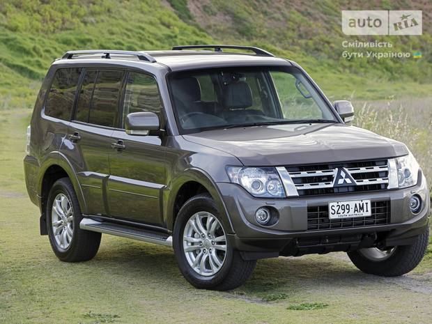 Mitsubishi Pajero IV поколение (FL) Внедорожник