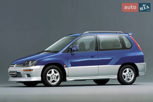 Mitsubishi space-runner II покоління Мінівен